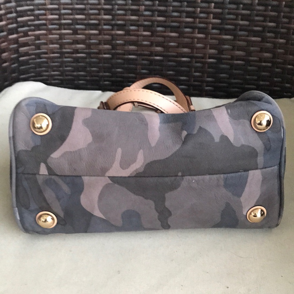 Vintage Michael Kors Camouflage Grayson Tote Bag. - Picture 11 of 13